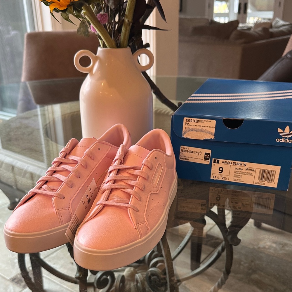 New in Box! $110 Adidas Women's Soft Pink Sneakers Sleek sz 9